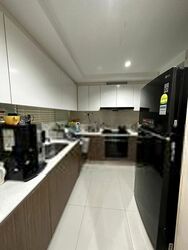 The Lakefront Residences (D22), Condominium #407620031